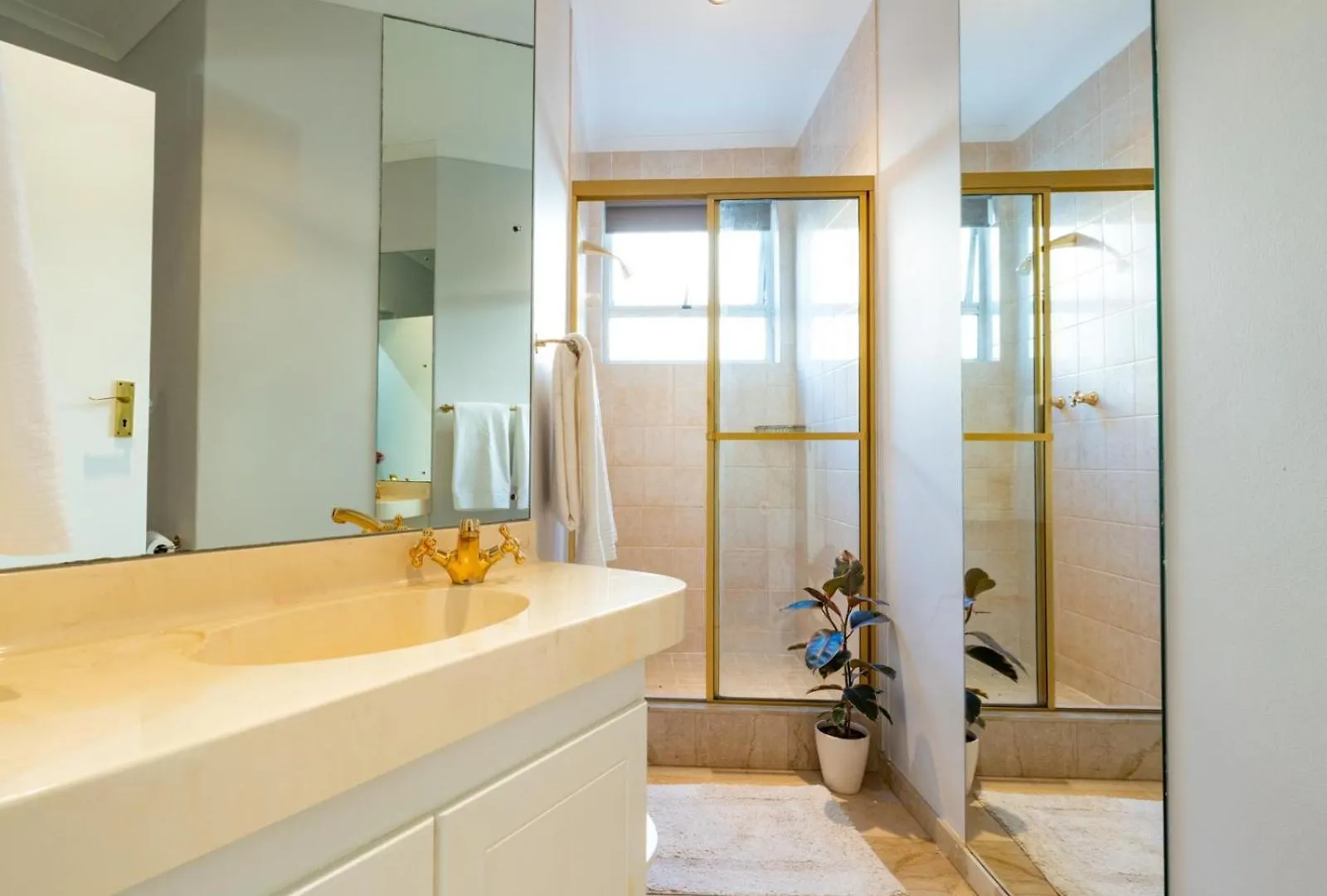 The Sunbird Apartment Cape Town