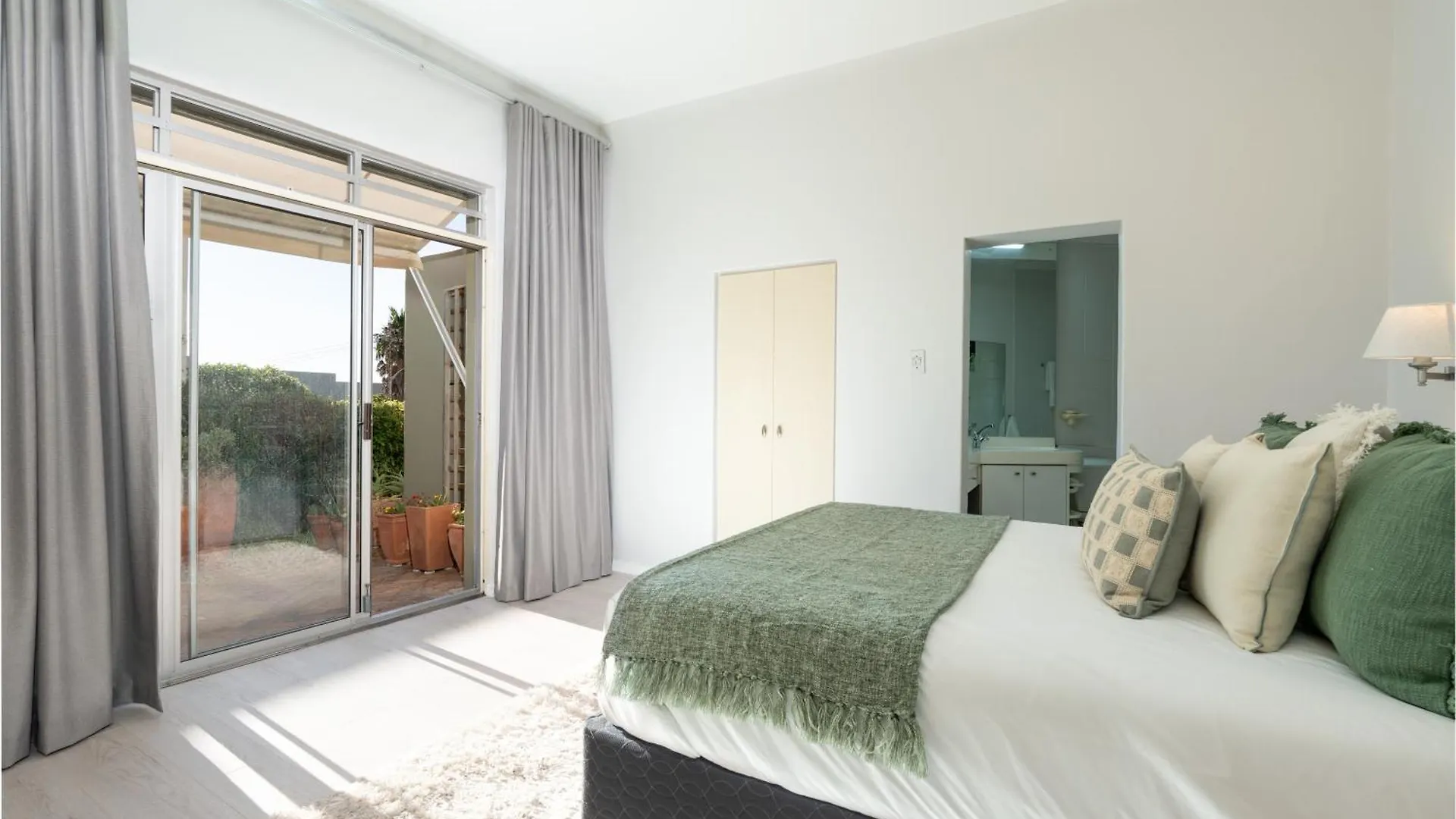 The Sunbird Apartment Cape Town
