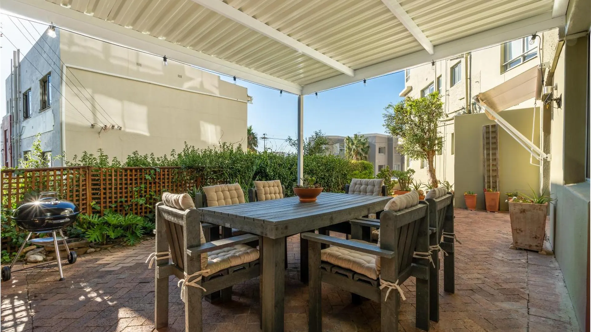 The Sunbird Apartment Cape Town