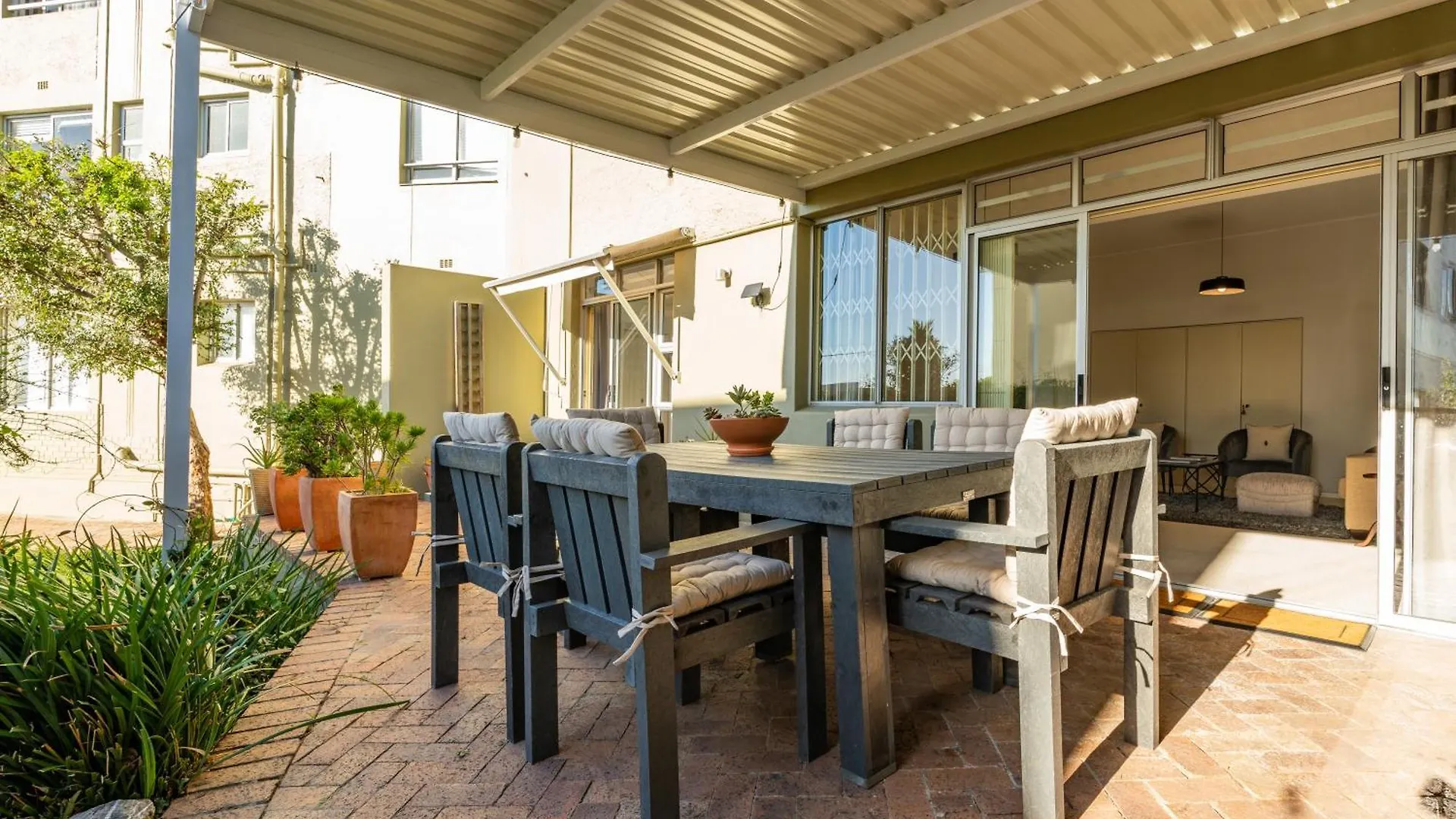 The Sunbird Apartment Cape Town